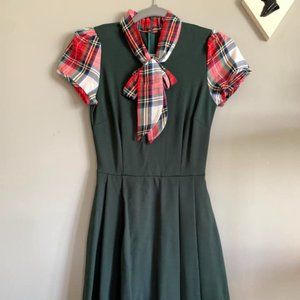 Smak Parlour XS green and plaid bow dress